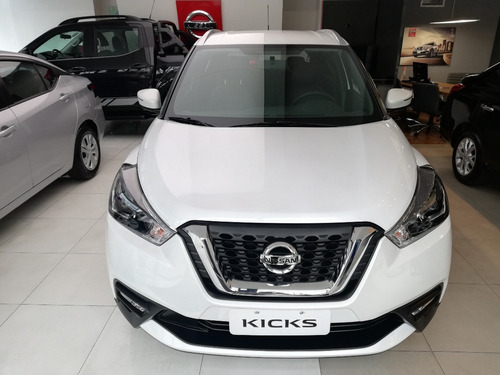 Nissan Kicks Advance Cvt*
