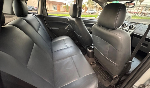 Ford Fiesta 1.6 Fly Flex 5p