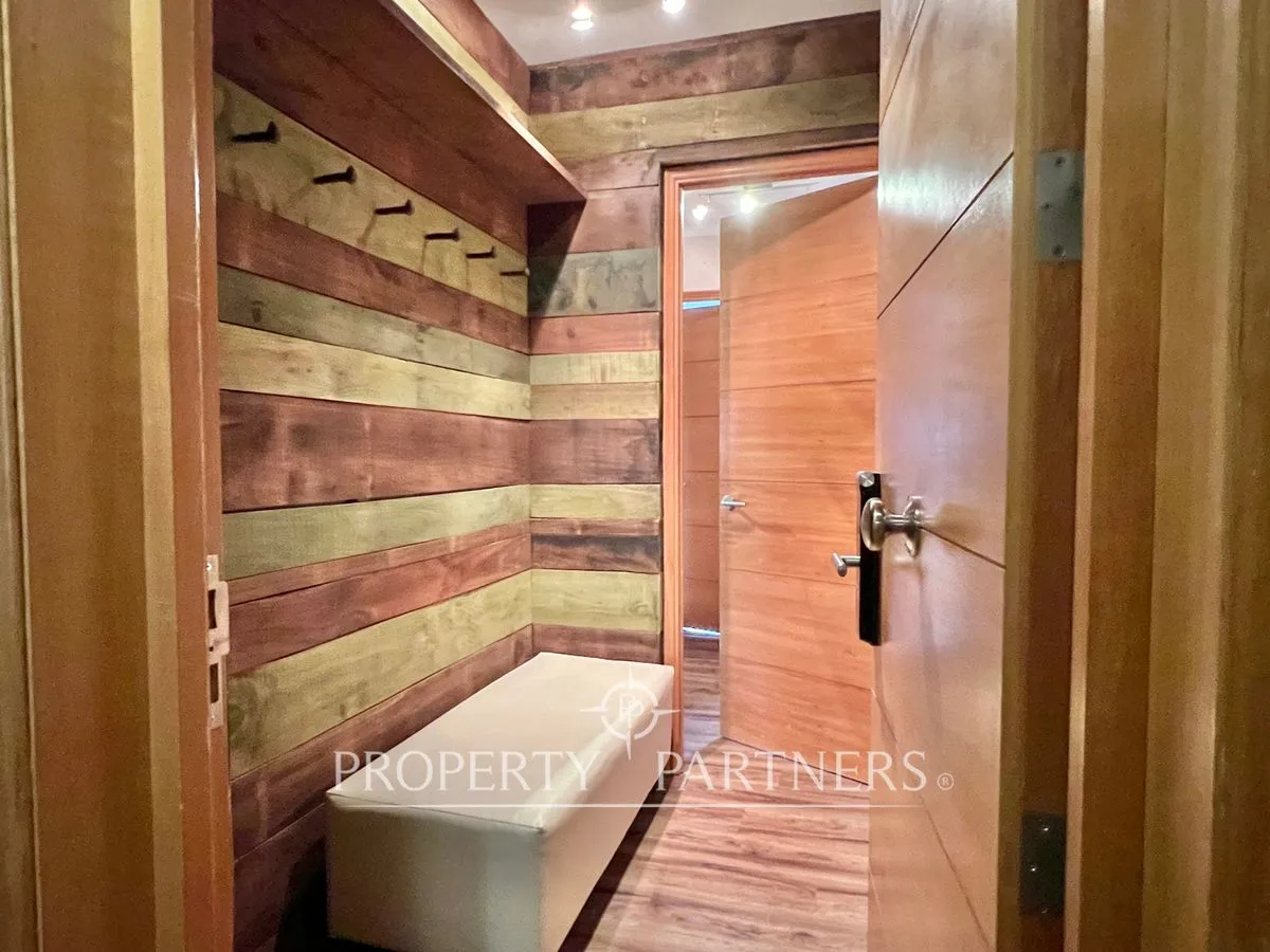 Imagen 2 de 25 de Valle Nevado, Remodelado, Amplio Y Luminoso Con Ma...