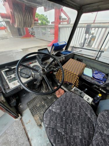 Venta Y Alquiler De Grúa Sobre Camion At 300 Ton Demag