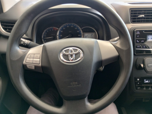 Toyota Avanza 1.5 Le At
