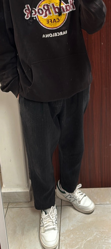 Pantalón Color Negro Zara Talla 32 (Usado)