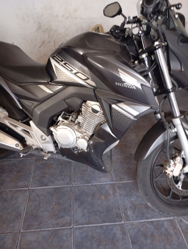 Honda Twister 250