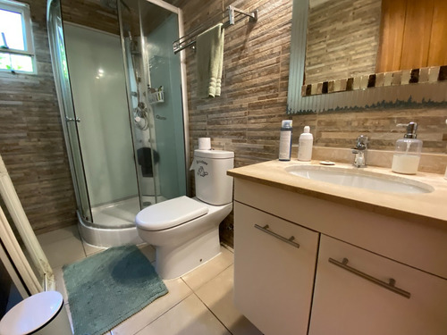 Estupenda Casa Estilo Chilena De Un Piso Con Gran Terreno
