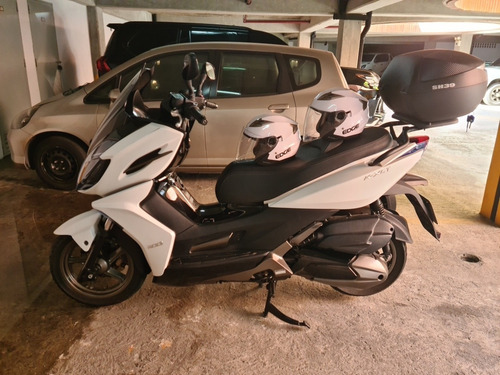 Imagen 3 de 6 de Kymco 300cc Xct