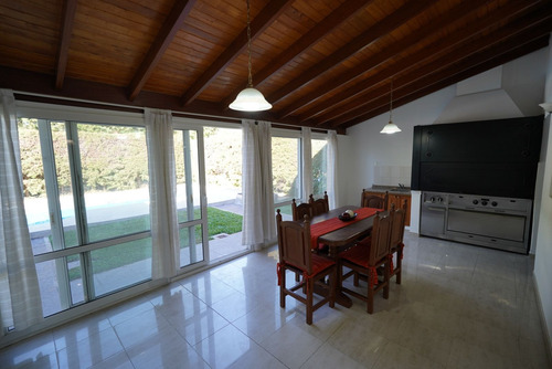 Casa En Venta 4 Ambientes Banco Provincia Lote Central