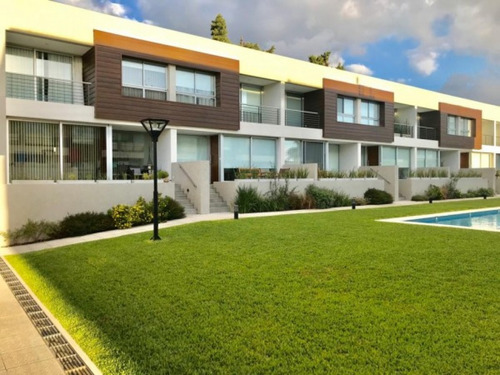 Dúplex En Venta En Ituzaingó - 3 Ambientes! Condominio  Las Fresias 