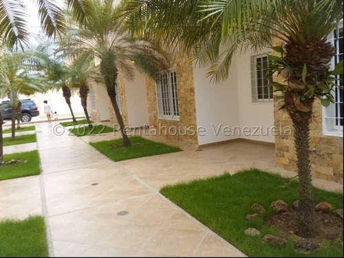Imagen 12 de 13 de Venta Townhouse Margarita Estado Nueva Esparta