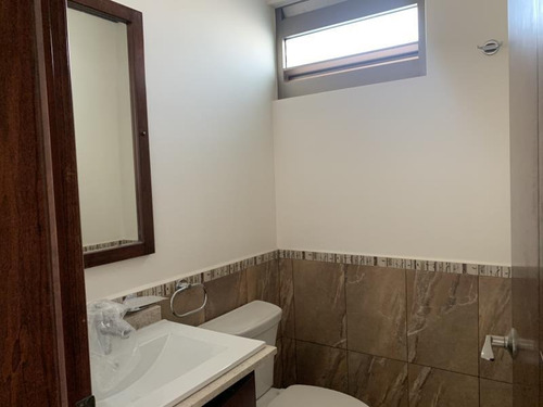 Imagen 6 de 12 de Casa Sola En Venta Res. Valle Del Sol. Equipada. Nueva. Frente Al Área Verde.