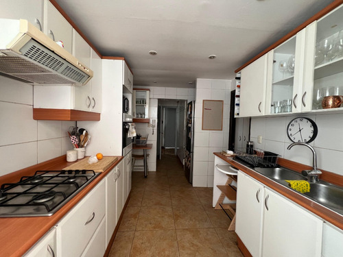 Estilo Inglés I Condominio I Alonso De Córdova I Impecable