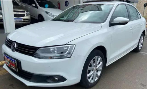 Volkswagen Jetta 2.0 Comfortline Flex 4p Automática