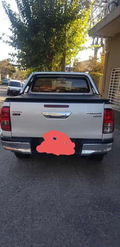 Toyota Hilux 2.8 Cd Srx 177cv 4x4 At 2017