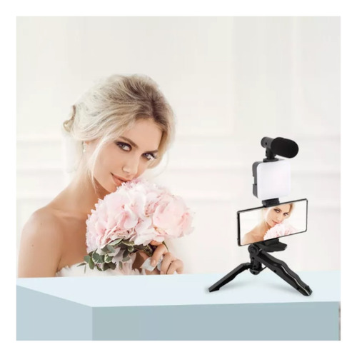 Estabilizador Celular Con Luz Y Micrófono Soporte Bluetooth Color Negro