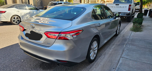 Toyota Camry 2.5 Le At