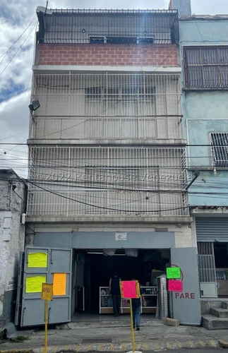 Imagen 19 de 19 de Claudia Lopez Vende Edificio En Catia Mls #22-23270