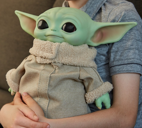 Imagen 8 de 9 de Mattel Star Wars Baby Yoda Peluche
