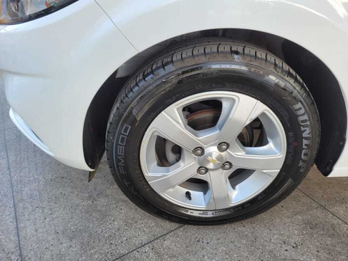 Imagem 11 de 11 de Chevrolet Onix 1.4 Lt Spe/4