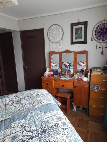 Se Vende Centrico Depto Ubicado Frente Al Congreso Valpo