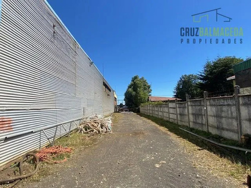 Oficinas Y Bodegas En Terreno Urbano, A Orilla De Ruta 5 Sur