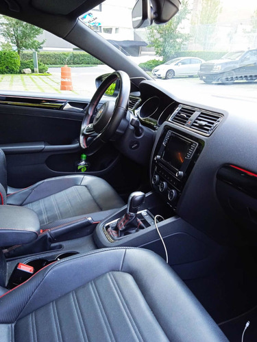 Imagen 11 de 13 de Volkswagen Jetta 2017 2.0 Gli Dsg At