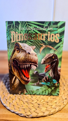 Enciclopedia De Los Dinosaurios - Editorial Guadal.