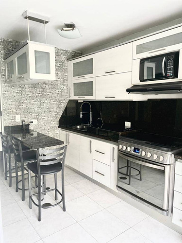 Imagen 4 de 14 de Townhouse En Venta En Naguanagua