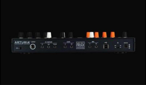 Sintetizador Hibrido Arturia Microfreak