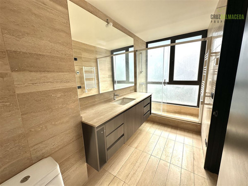 Departamento En Venta De 1 Dorm. En Lo Barnechea