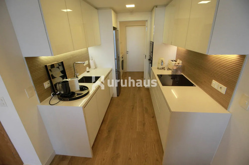 Venta Apartamento Un Dormitorio Punta Del Este Playa Brava Primera Linea Trump Tower