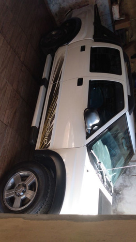 Chevrolet S10 2011 2.4 Rodeio Cab. Dupla 4x2 Flexpower 4p