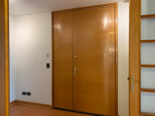 Escuela Militar, Barrio El Golf, Amplio, Clasico, Amenities