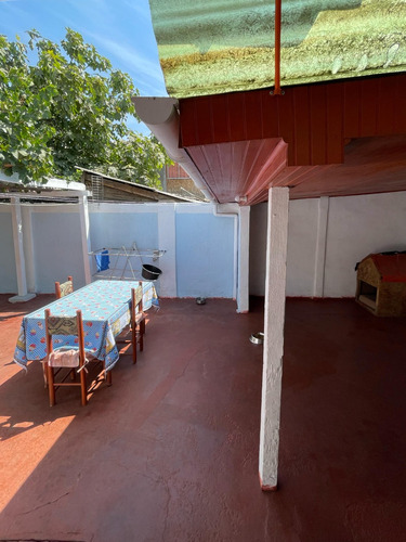 Se Vende Casa Con Departamento Interior En La Pintana