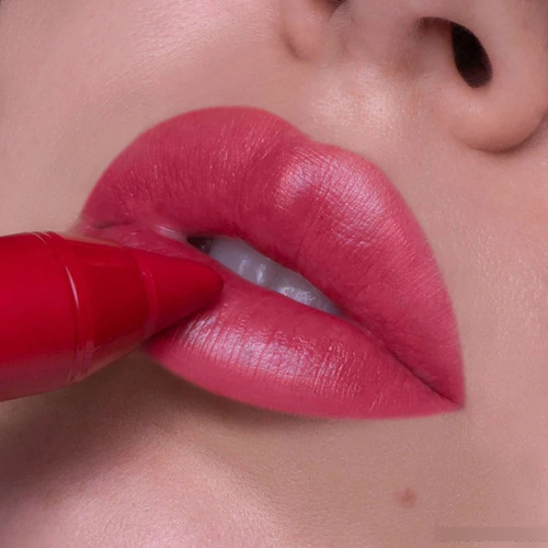 Tinte de labios Colourpop, Just A Tint, 2,1 g, color rojo