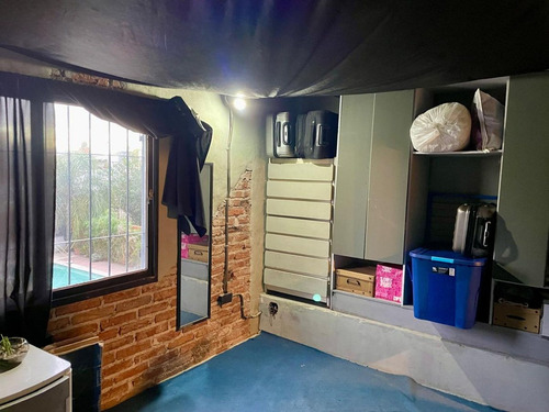 Se Vende Casa Con Pileta + Departamento