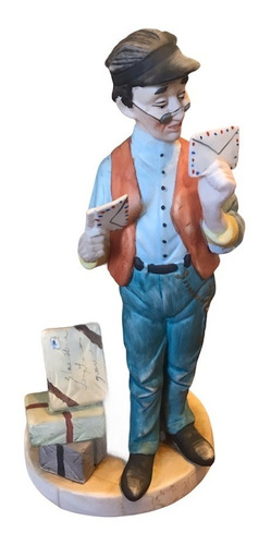 Figura Estatua Porcelana El Cartero 24cm De Alto Impecable