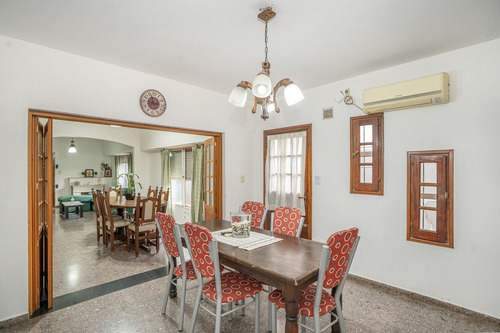 Venta Casa 3 Ambientes Ezpeleta