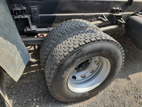 Mercedes Benz Mb 1113 Caçamba