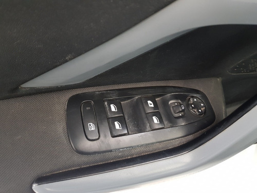 Peugeot 208 1.5 Allure 2015