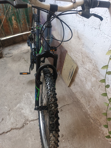 Bicicleta De Montaña Huffy De Aluminio R24 Suvboy (Usado)