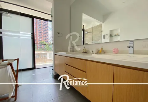 Apartamento En Arriendo En El Poblado. Cod A9658