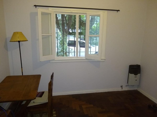 Imagen 8 de 11 de Vicente López - 2 Dormitorios - 1 Baño - Ph En Venta