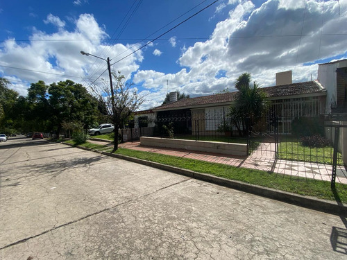Casa En Venta 5 Dormitorios Granja De Funes Ideal Inversión