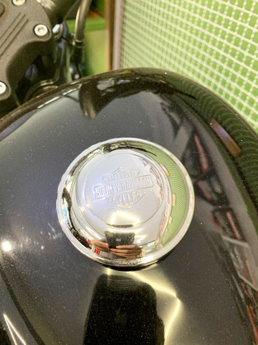Harley Davidson Sportster 883r