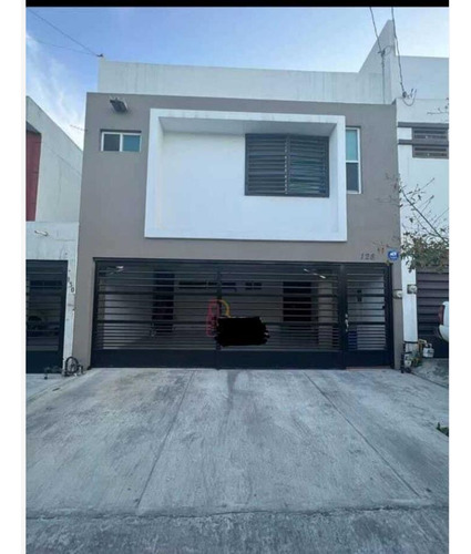 Casa En Venta En Galerías Del Camino Real Segundo Sector