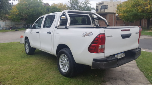 Toyota Hilux 2.4 Cd Dx 150cv 4x4