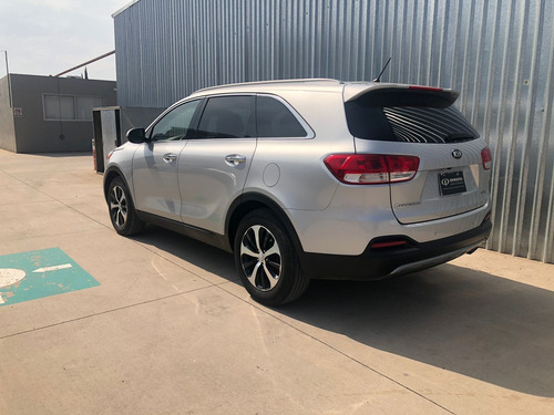 Imagen 3 de 15 de Kia Sorento 2016 3.3 V6 Ex Piel 7 Pasajeros At