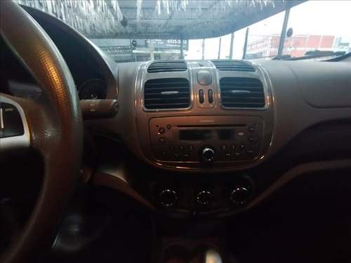Fiat Grand Siena 1.6 Essence 16v Flex 4p Dualogic