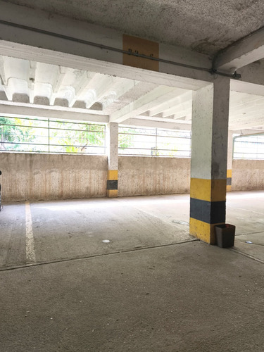 Johana Lazaro Alquila Apartamento Tipo Estudio En Res. Minotaure Palace, Los Mangos - Amoblado **solo Clientes**
