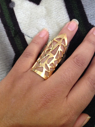 anillo de monica robles en oro