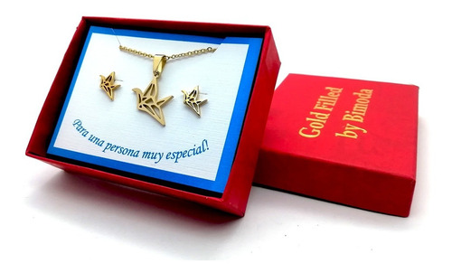 Imagen 1 de 4 de Juego Collar Y Aretes Diseño Colibrí Chapa De Oro 22k M3119